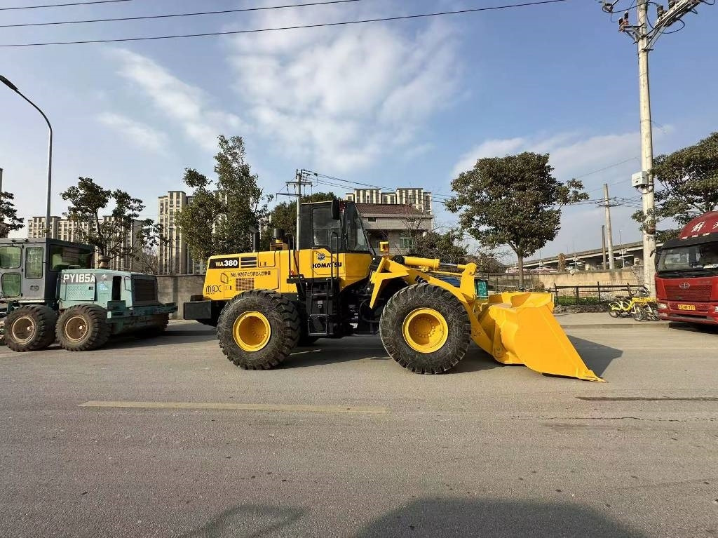 Komatsu WA 380 - اللودر بعجل: صور 4 Komatsu WA 380 - اللودر بعجل: صور 4