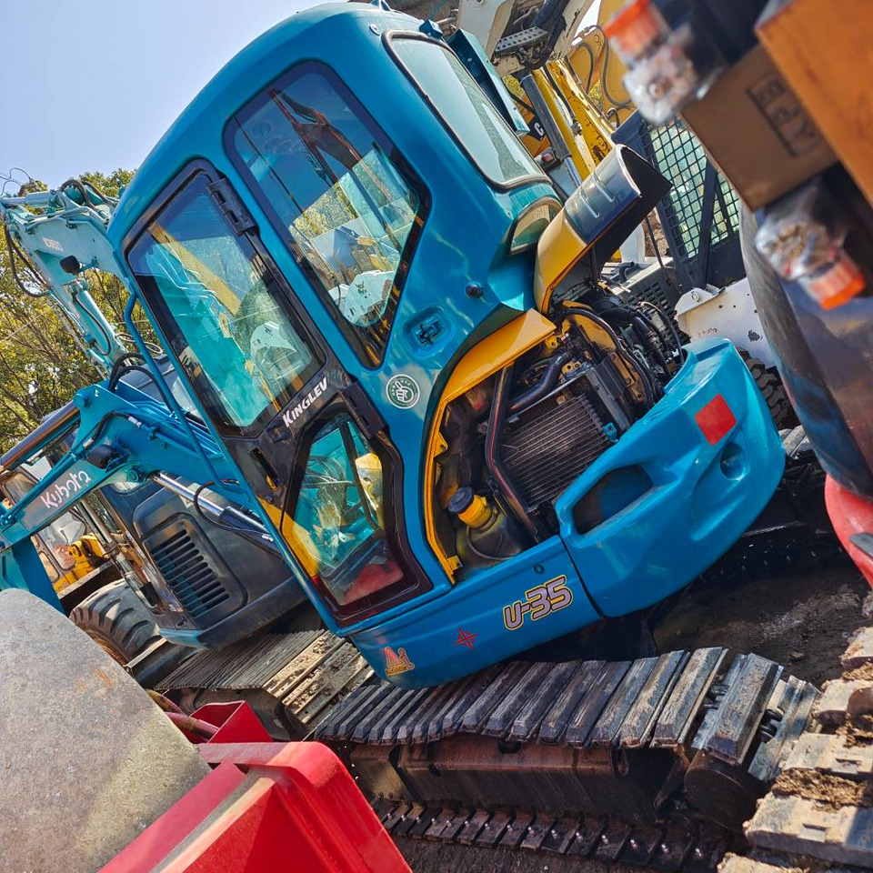 Kubota U-35 - حفارة مصغرة: صور 4 Kubota U-35 - حفارة مصغرة: صور 4