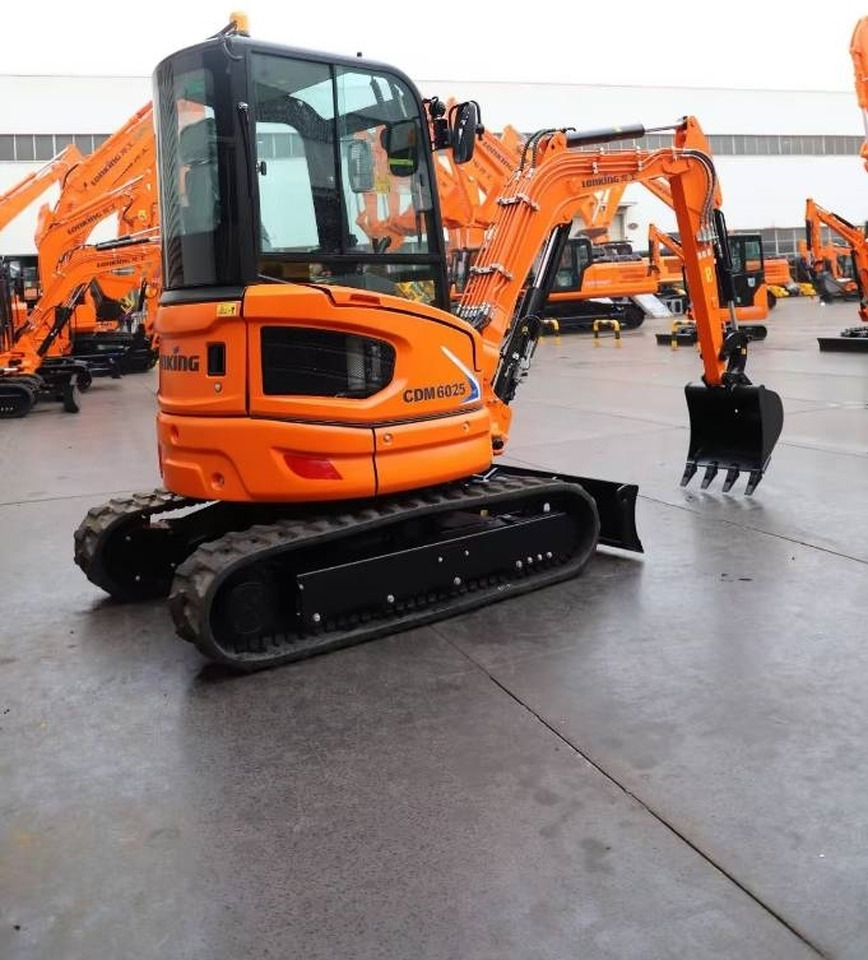Lonking K W C 6.0 BRAND NEW MACHINE - حفارات زحافة: صور 4 Lonking K W C 6.0 BRAND NEW MACHINE - حفارات زحافة: صور 4
