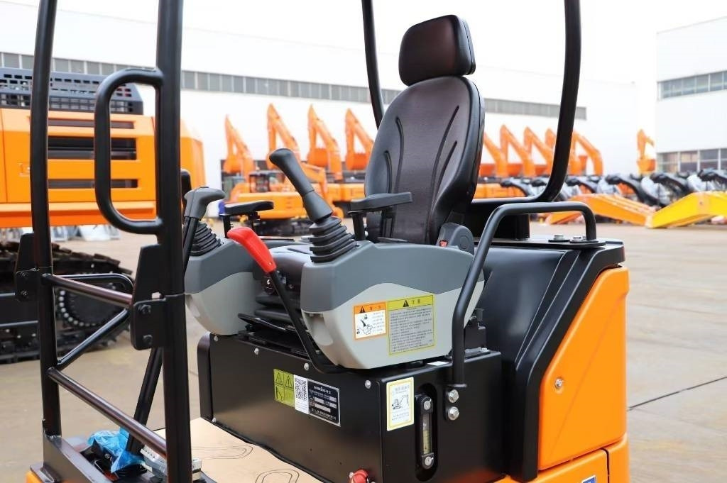 Lonking LG 6020 - حفارات زحافة: صور 3 Lonking LG 6020 - حفارات زحافة: صور 3