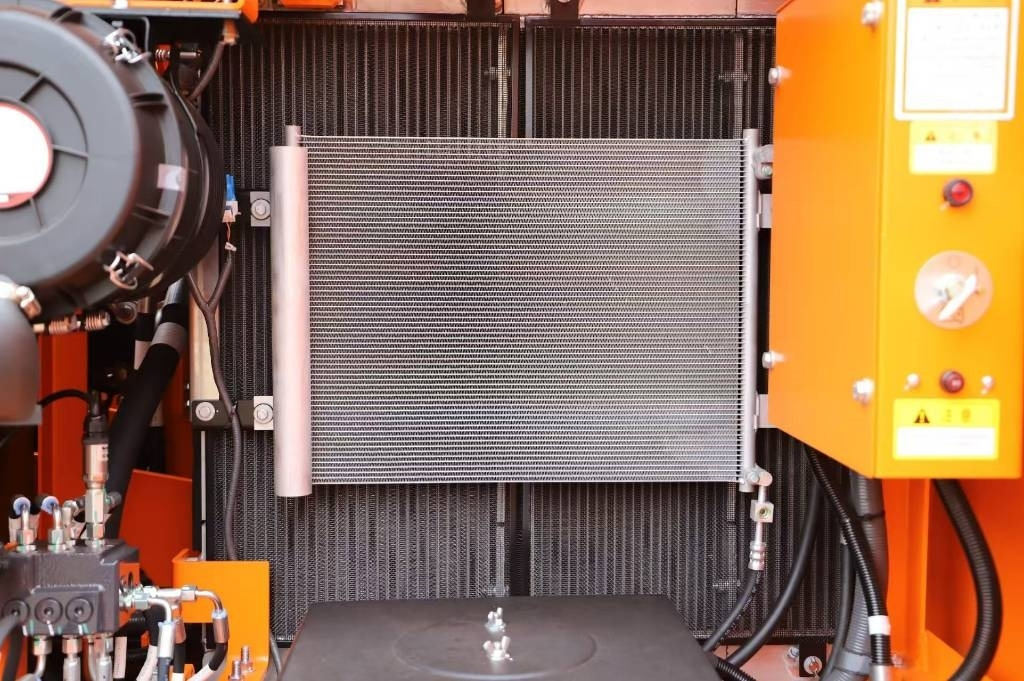 Lonking LG 6135 G4 100% new machine - حفارات زحافة: صور 2 Lonking LG 6135 G4 100% new machine - حفارات زحافة: صور 2