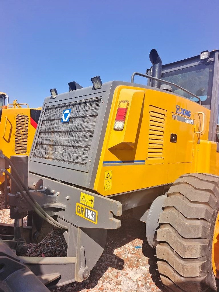 XCMG GR 180 - آلة تسوية الأرض: صور 2 XCMG GR 180 - آلة تسوية الأرض: صور 2