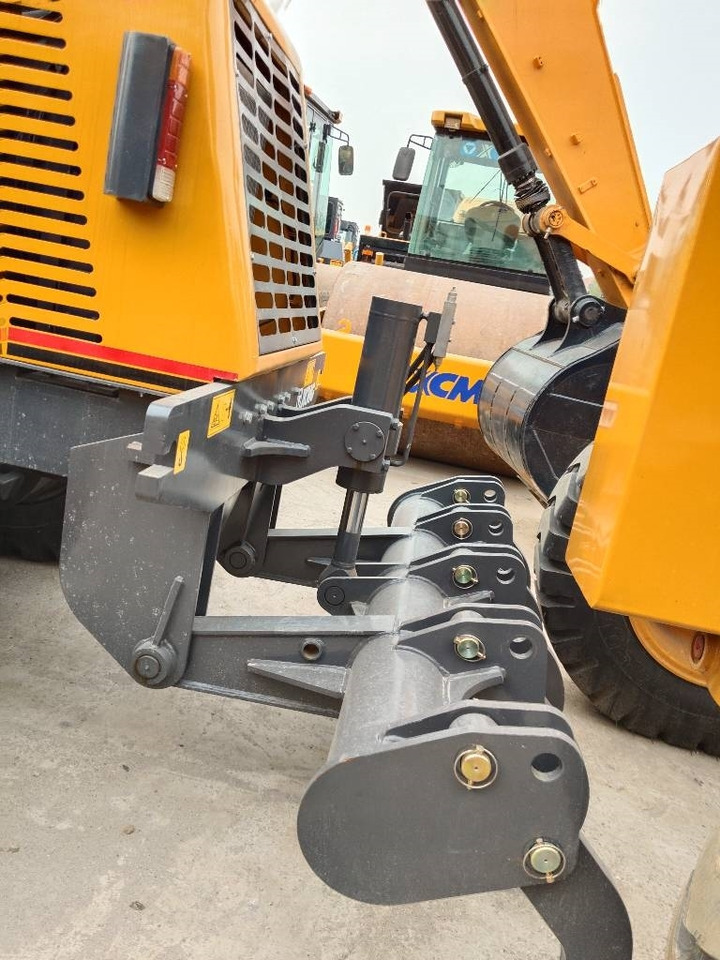 XCMG GR 2153 - آلة تسوية الأرض: صور 3 XCMG GR 2153 - آلة تسوية الأرض: صور 3