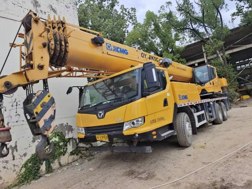 XCMG QY 50 - رافعة لجميع التضاريس: صور 5 XCMG QY 50 - رافعة لجميع التضاريس: صور 5