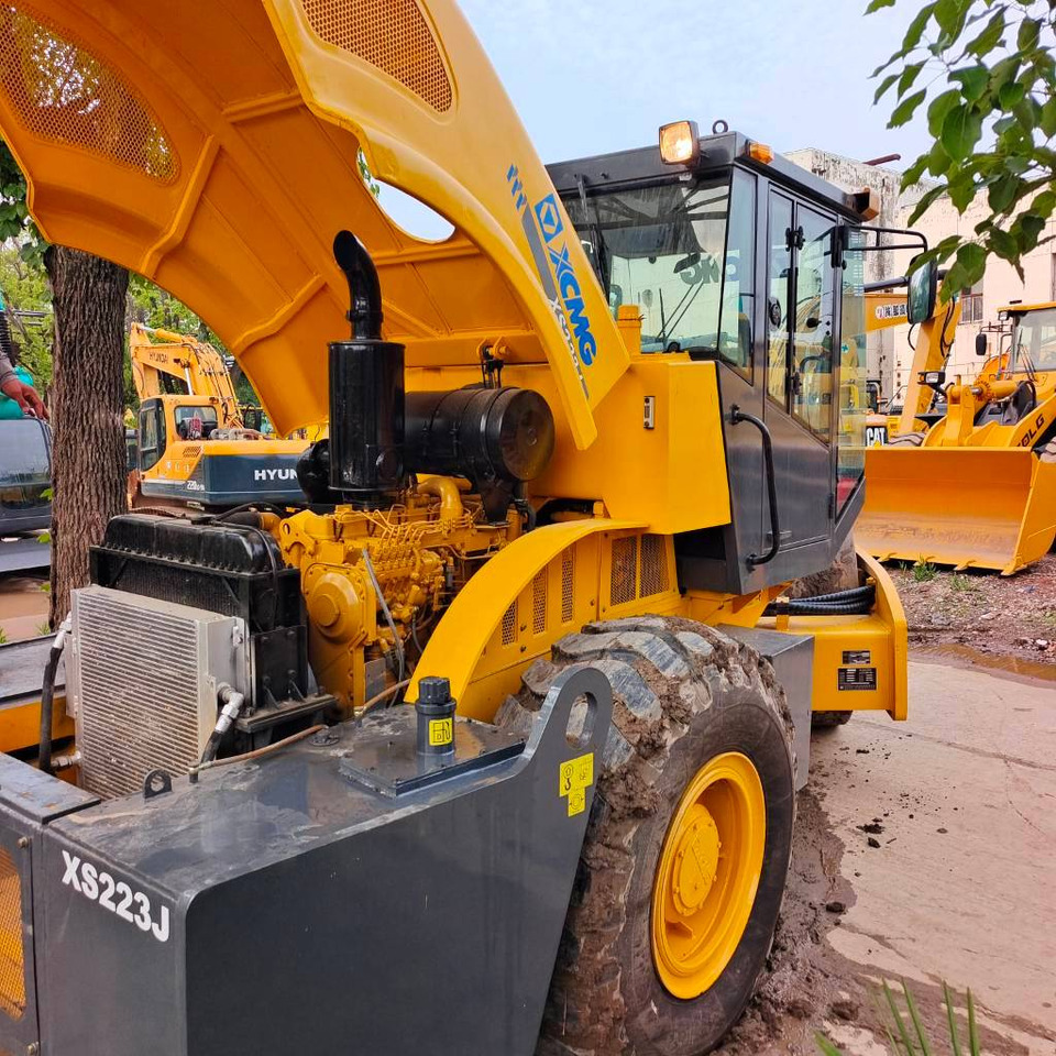 XCMG XS 223 J - مدماج: صور 1 XCMG XS 223 J - مدماج: صور 1