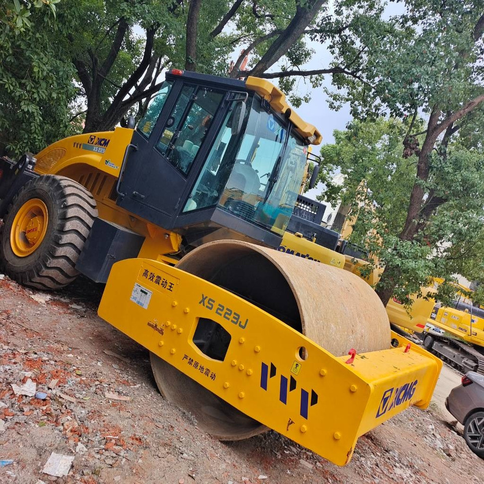 XCMG XS 223 J - مدماج: صور 1 XCMG XS 223 J - مدماج: صور 1