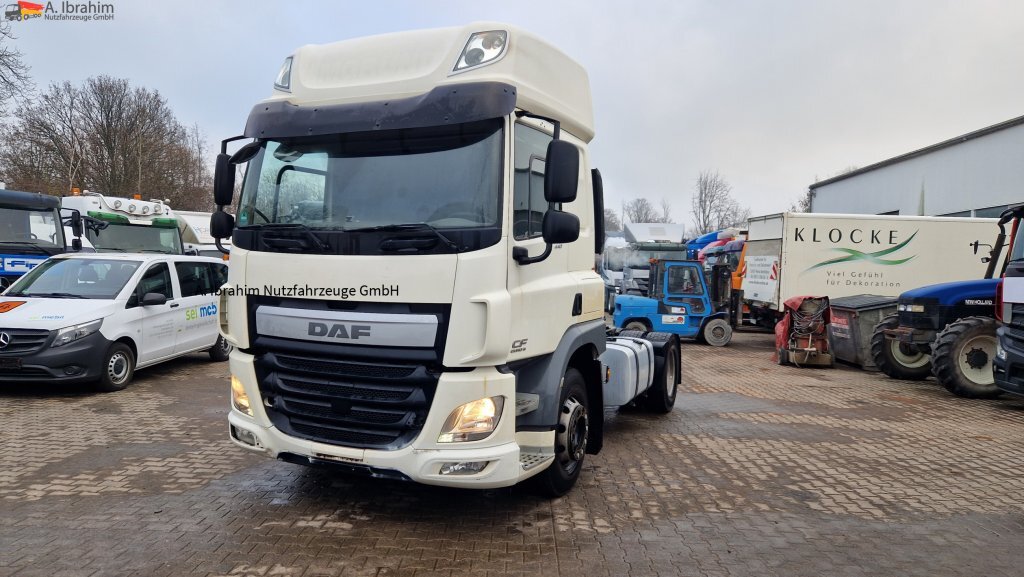 Daf CF 440 Hochdach deutsches Fahrzeug, fehlerfrei im Display - شاحنة جرار: صور 1 Daf CF 440 Hochdach deutsches Fahrzeug, fehlerfrei im Display - شاحنة جرار: صور 1