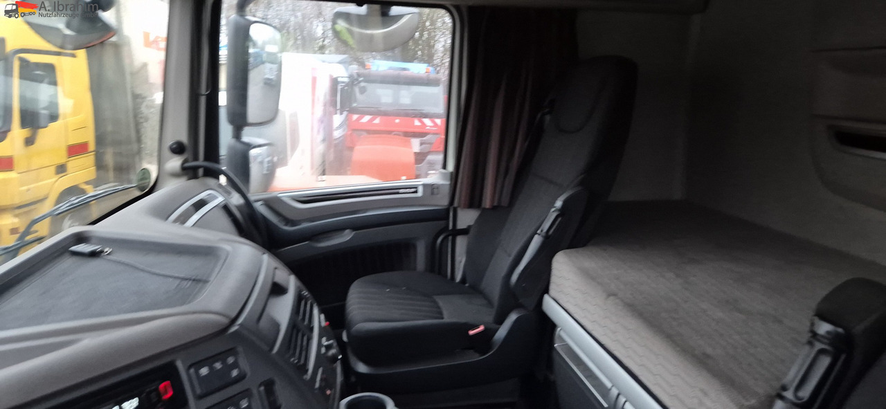Daf XF 480 FT einsatzbereit 2 x vorhanden - شاحنة جرار: صور 2 Daf XF 480 FT einsatzbereit 2 x vorhanden - شاحنة جرار: صور 2