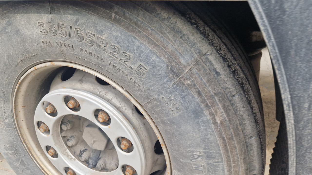 Krone SDR Doppelstock, Zustand 3- - بصندوق مغلق نصف مقطورة: صور 3 Krone SDR Doppelstock, Zustand 3- - بصندوق مغلق نصف مقطورة: صور 3