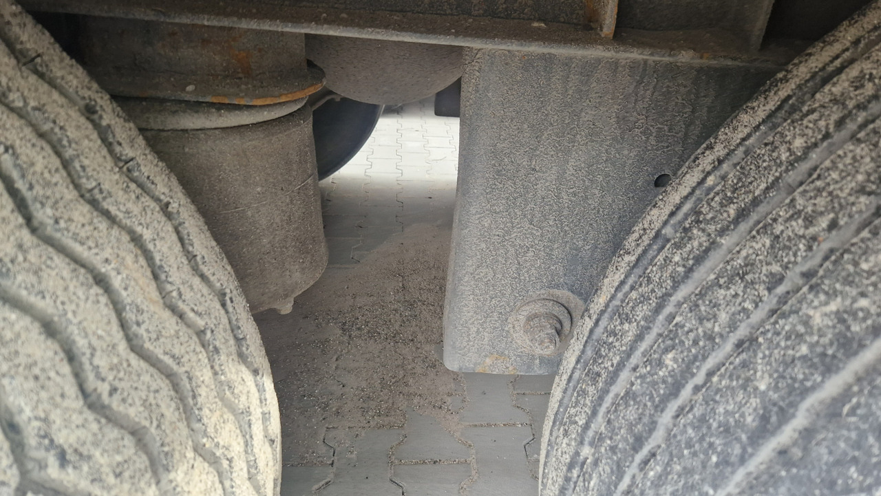 Krone SDR Doppelstock, Zustand 3- - بصندوق مغلق نصف مقطورة: صور 4 Krone SDR Doppelstock, Zustand 3- - بصندوق مغلق نصف مقطورة: صور 4