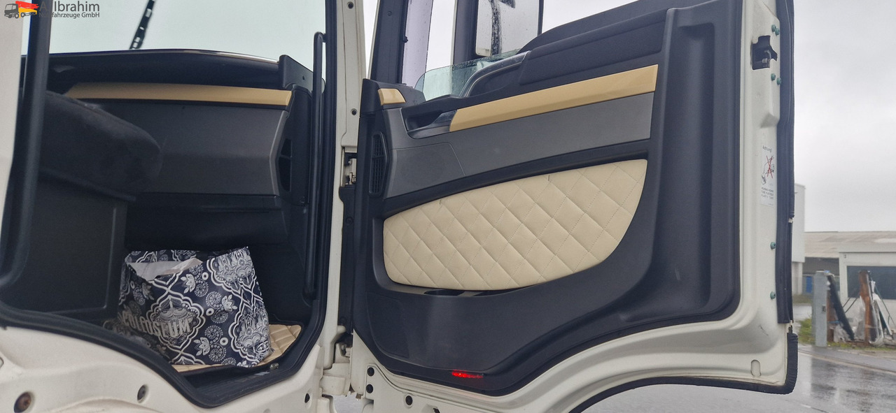 MAN TGS 18.440 Kipphydraulik, Zustand gut - شاحنة جرار: صور 4 MAN TGS 18.440 Kipphydraulik, Zustand gut - شاحنة جرار: صور 4