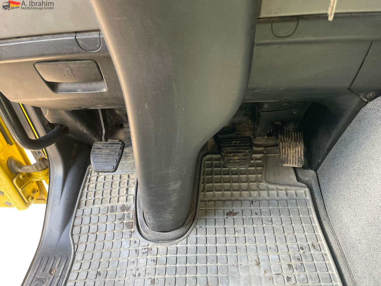 MAN TGS 26.480 Meiller 3 Seiten | 6x4 | Schalter | 3 Pedals | deutsches Fahrzeug - قلابات: صور 3 MAN TGS 26.480 Meiller 3 Seiten | 6x4 | Schalter | 3 Pedals | deutsches Fahrzeug - قلابات: صور 3