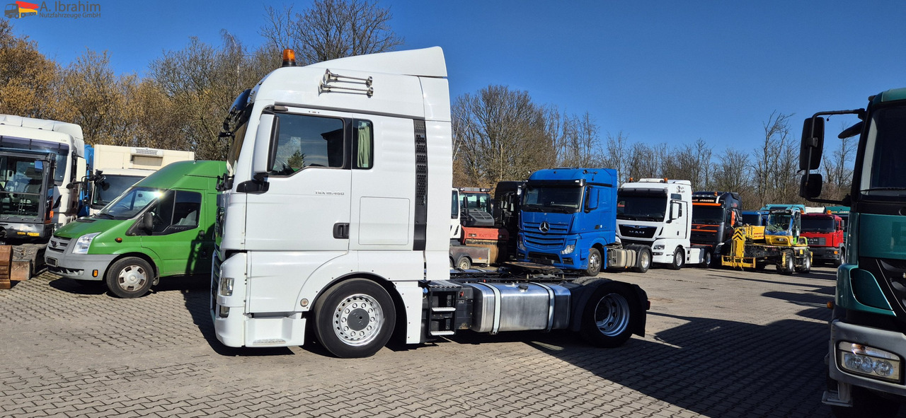 MAN TGX 18.460 Retarder, Klima, 1. Hand 04 2018 - شاحنة جرار: صور 1 MAN TGX 18.460 Retarder, Klima, 1. Hand 04 2018 - شاحنة جرار: صور 1