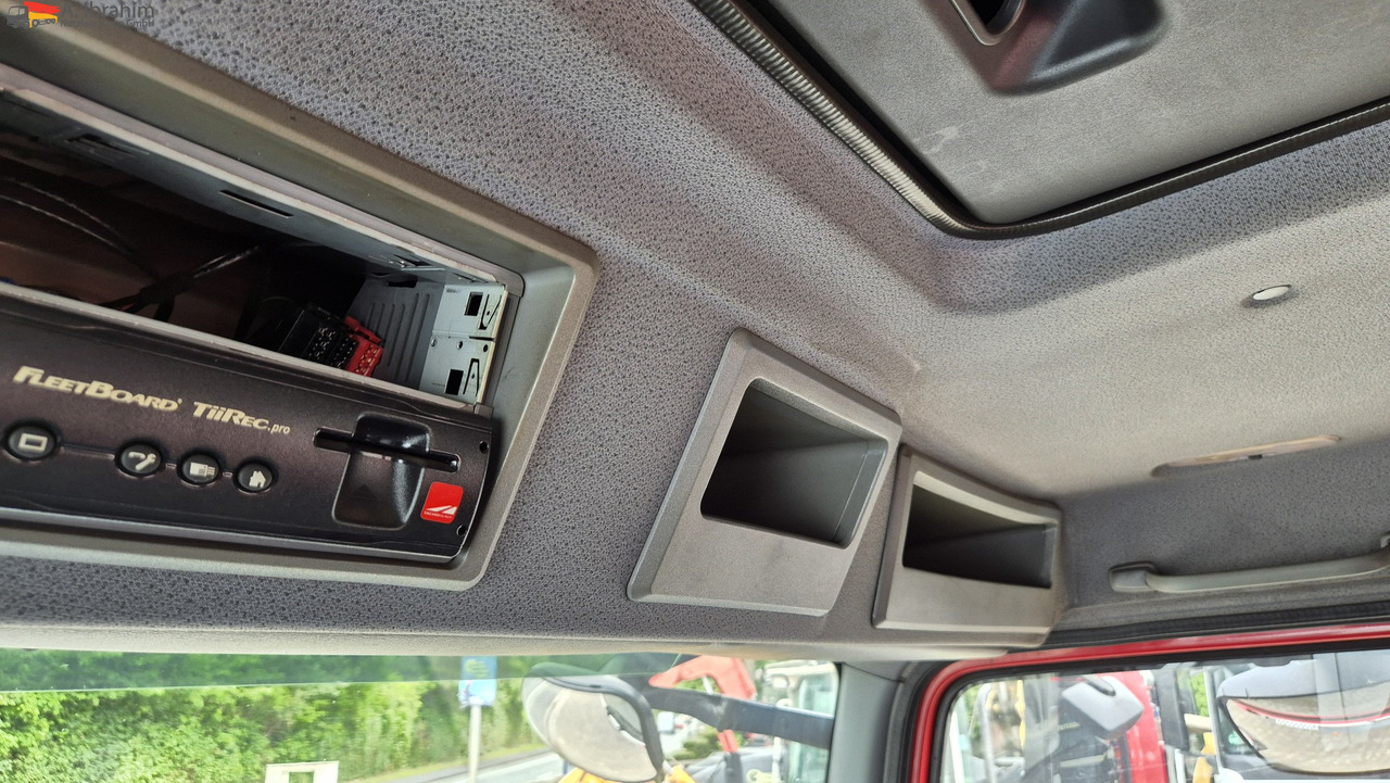 Mercedes-Benz 1829L mit Kran HIAB 111 Hiduo , Funk FB - شاحنات مسطحة, شاحنة كرين: صور 2 Mercedes-Benz 1829L mit Kran HIAB 111 Hiduo , Funk FB - شاحنات مسطحة, شاحنة كرين: صور 2