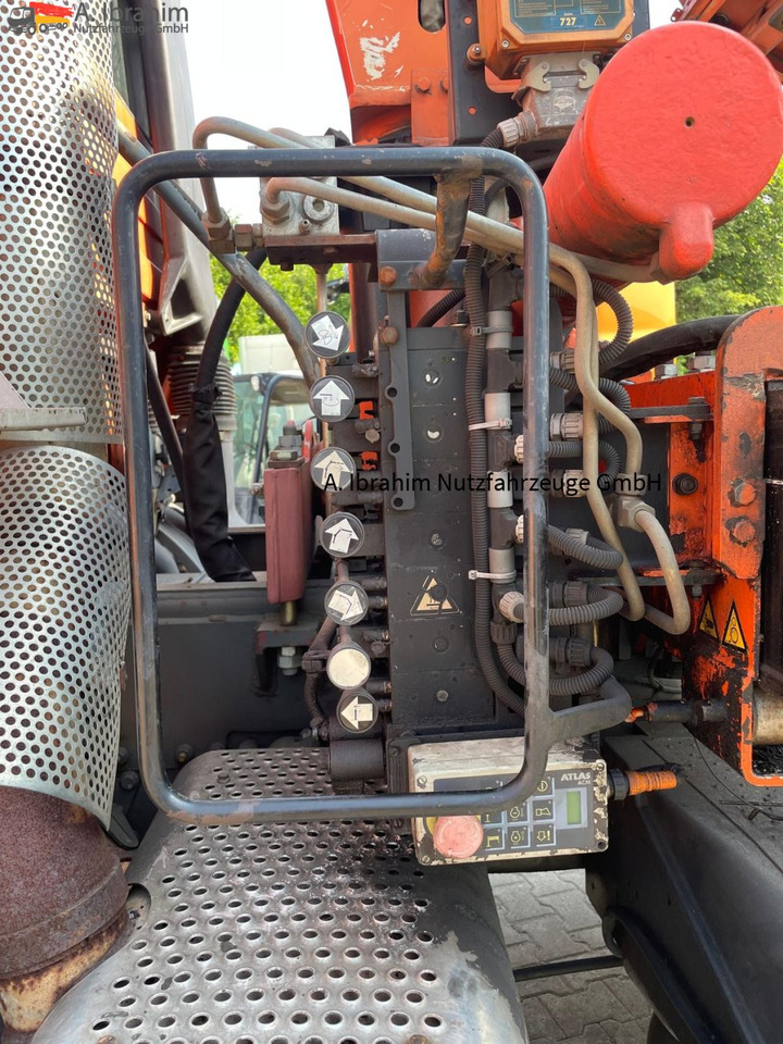 Mercedes-Benz 1836 Meiller 3-Seiten Kipper, Kran Atlas Atlas 125.2 A2 mit Funk FB - قلابات, شاحنة كرين: صور 4 Mercedes-Benz 1836 Meiller 3-Seiten Kipper, Kran Atlas Atlas 125.2 A2 mit Funk FB - قلابات, شاحنة كرين: صور 4