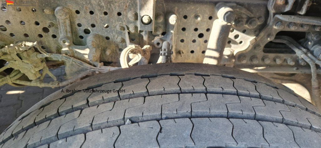 Mercedes-Benz 1840 Actros, 3x vorhanden, identisch - شاحنة جرار: صور 3 Mercedes-Benz 1840 Actros, 3x vorhanden, identisch - شاحنة جرار: صور 3
