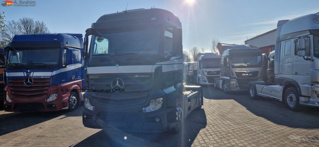 Mercedes-Benz 1840 Actros, 3x vorhanden, identisch - شاحنة جرار: صور 1 Mercedes-Benz 1840 Actros, 3x vorhanden, identisch - شاحنة جرار: صور 1