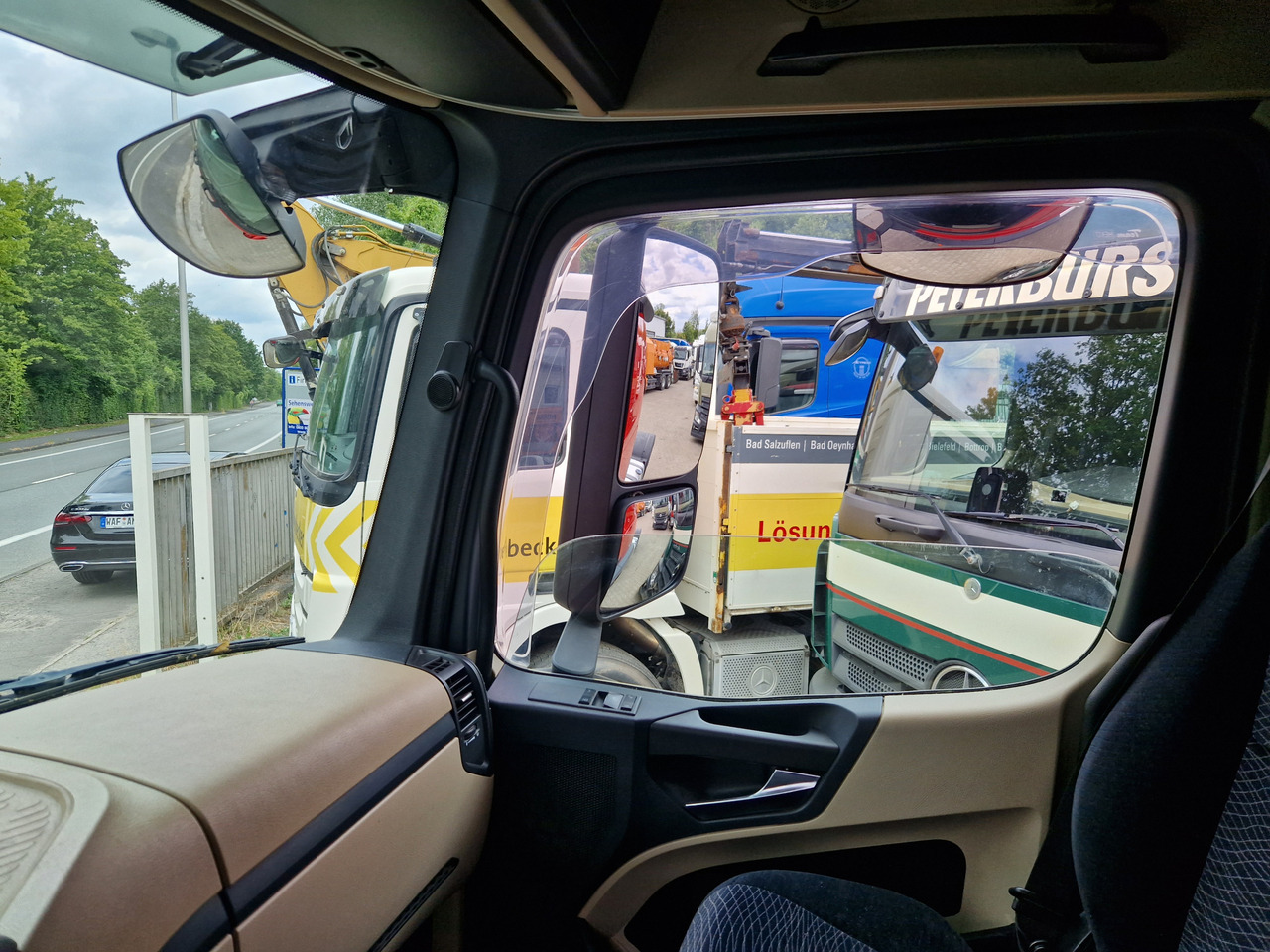 Mercedes-Benz 1843 Klima, Retarder, Topzustand, einsatzbereit Kipphydraulik - شاحنة جرار: صور 4 Mercedes-Benz 1843 Klima, Retarder, Topzustand, einsatzbereit Kipphydraulik - شاحنة جرار: صور 4