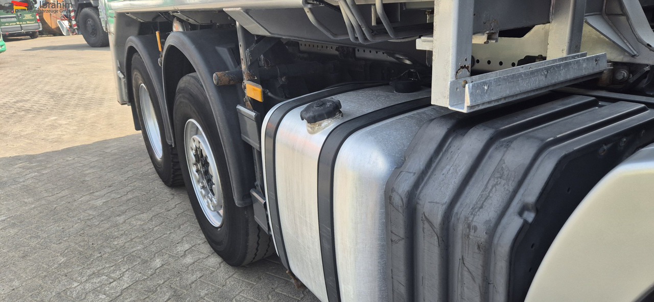 Mercedes-Benz 2546 L Meiller Absetzkipper 6x2, Vorlauf-Lenkachse, mp3 - شاحنات قابلة للفك شاحنة: صور 5 Mercedes-Benz 2546 L Meiller Absetzkipper 6x2, Vorlauf-Lenkachse, mp3 - شاحنات قابلة للفك شاحنة: صور 5