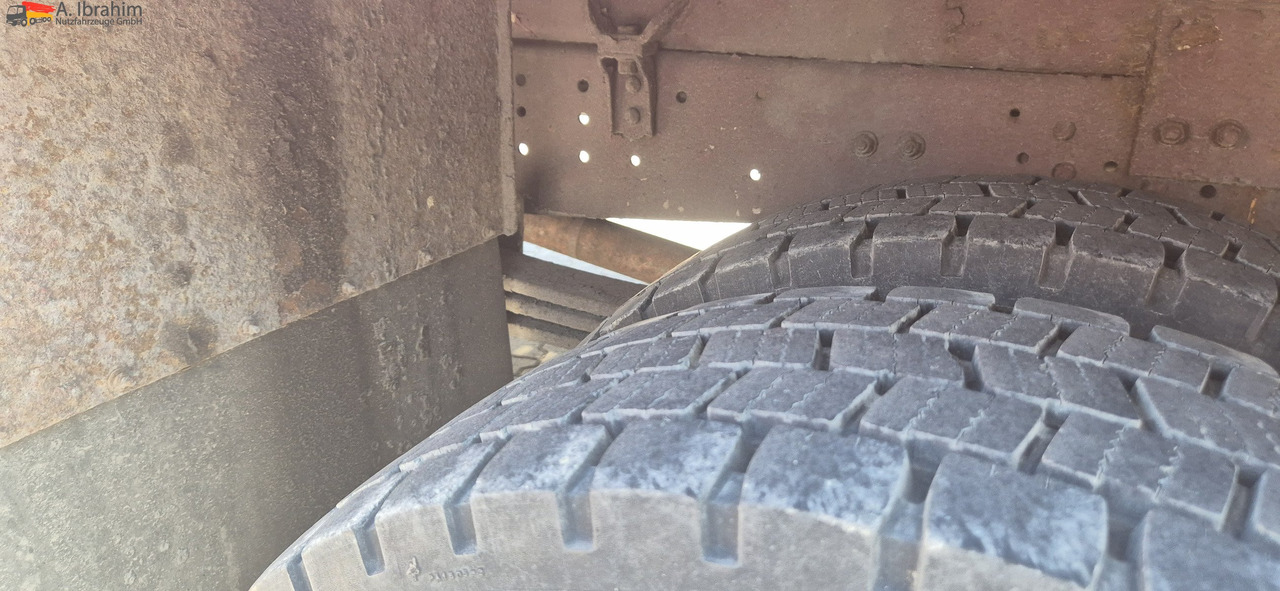 Mercedes-Benz 914 - سيارة السحب للتصليح: صور 4 Mercedes-Benz 914 - سيارة السحب للتصليح: صور 4