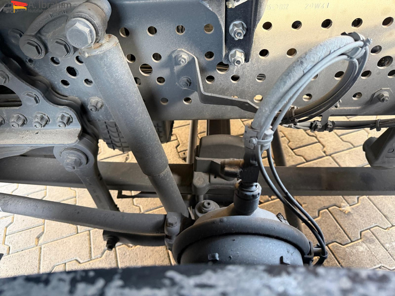 Mercedes-Benz Actros 1846LS Streamspace | Retarder | Blatt Luft | Original Kilometer - شاحنة جرار: صور 5 Mercedes-Benz Actros 1846LS Streamspace | Retarder | Blatt Luft | Original Kilometer - شاحنة جرار: صور 5