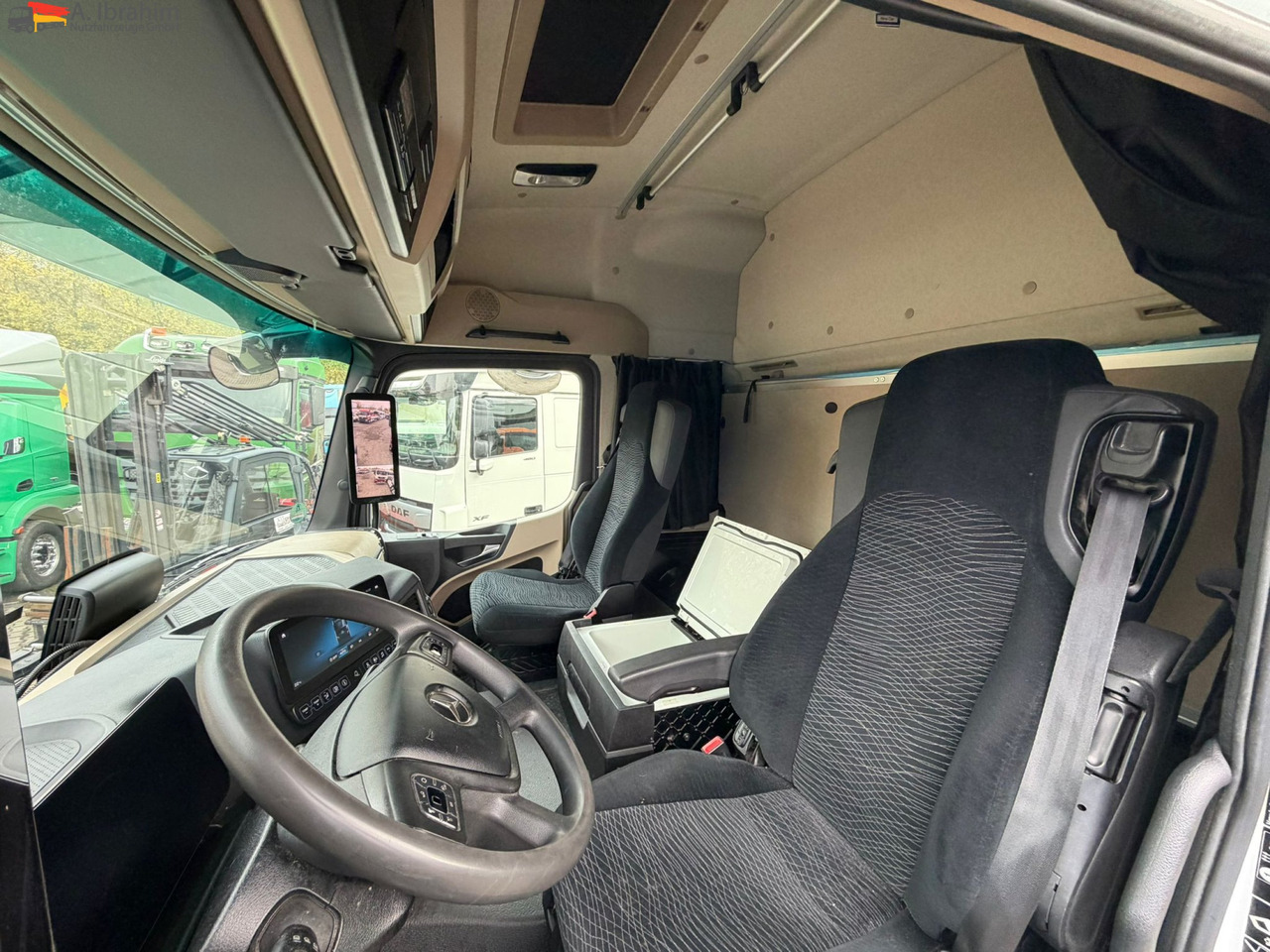 Mercedes-Benz Actros 1846LS Streamspace | Retarder | Euro 6d | Blatt Luft | Original Kilometer - شاحنة جرار: صور 2 Mercedes-Benz Actros 1846LS Streamspace | Retarder | Euro 6d | Blatt Luft | Original Kilometer - شاحنة جرار: صور 2