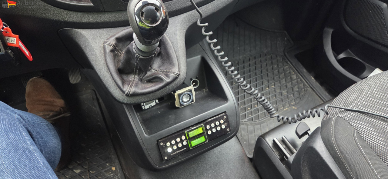 Mercedes-Benz Vito Tourer BF 3-GST Zeichen Anlage 3050 kg zzGw - شاحنات طعام: صور 3 Mercedes-Benz Vito Tourer BF 3-GST Zeichen Anlage 3050 kg zzGw - شاحنات طعام: صور 3