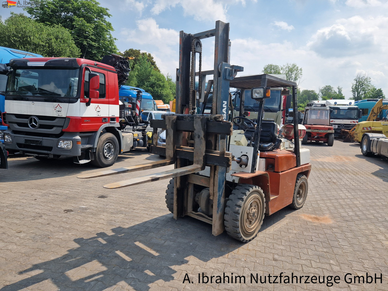 Nissan BF 03-40 4t Stapler - رافعة شوكية: صور 1 Nissan BF 03-40 4t Stapler - رافعة شوكية: صور 1
