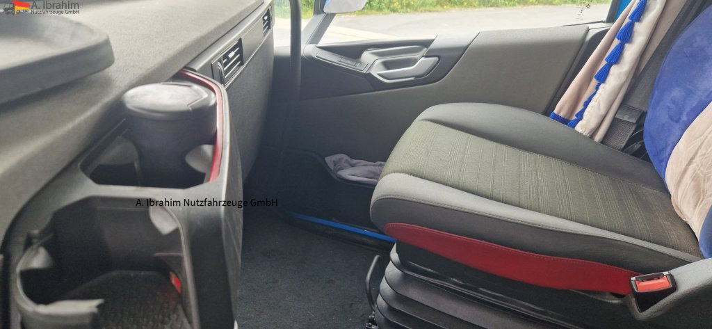 Volvo FH 460 Vollspoiler, Topzustand - شاحنة جرار: صور 3 Volvo FH 460 Vollspoiler, Topzustand - شاحنة جرار: صور 3