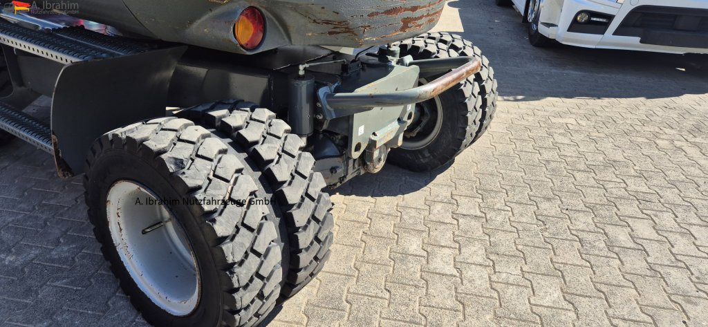 Wacker Neuson 6503 E05-07 hydr. Schnellwechsler mit Oilquick - حفارة على عجلات: صور 3 Wacker Neuson 6503 E05-07 hydr. Schnellwechsler mit Oilquick - حفارة على عجلات: صور 3