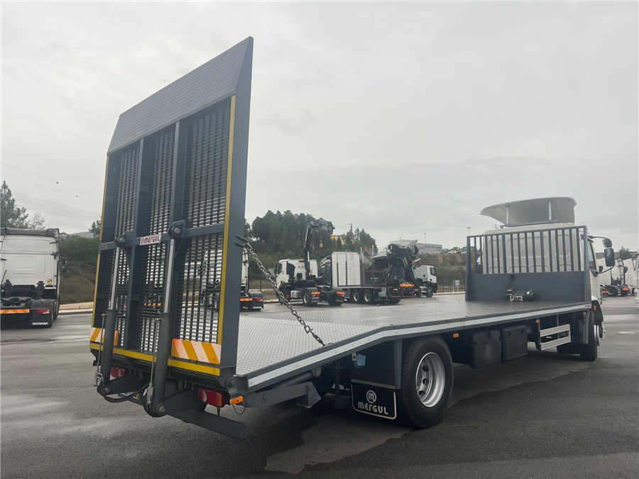 DAF LF 55.220 - شاحنات مسطحة: صور 4 DAF LF 55.220 - شاحنات مسطحة: صور 4