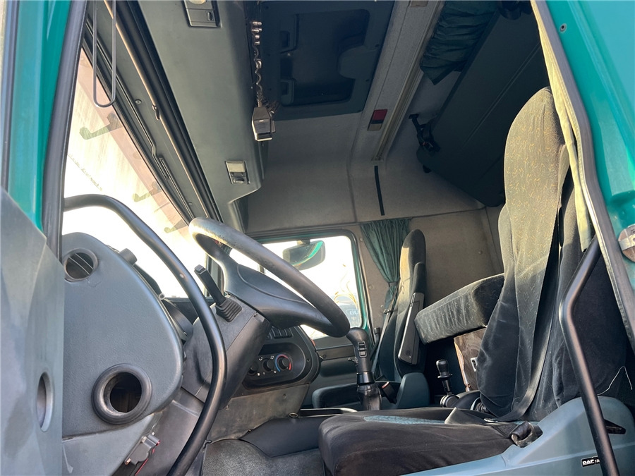 DAF XF95/480 Manual gear إيجار DAF XF95/480 Manual gear: صور 15