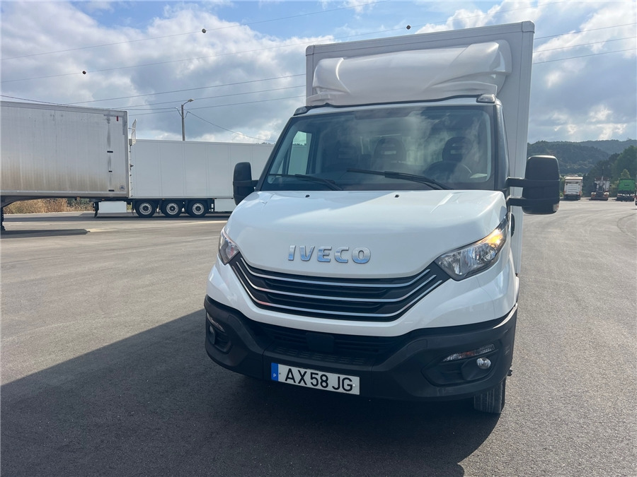 Iveco 35C16HA8 - الشاحنات الصغيرة صندوق مغلق: صور 2 Iveco 35C16HA8 - الشاحنات الصغيرة صندوق مغلق: صور 2