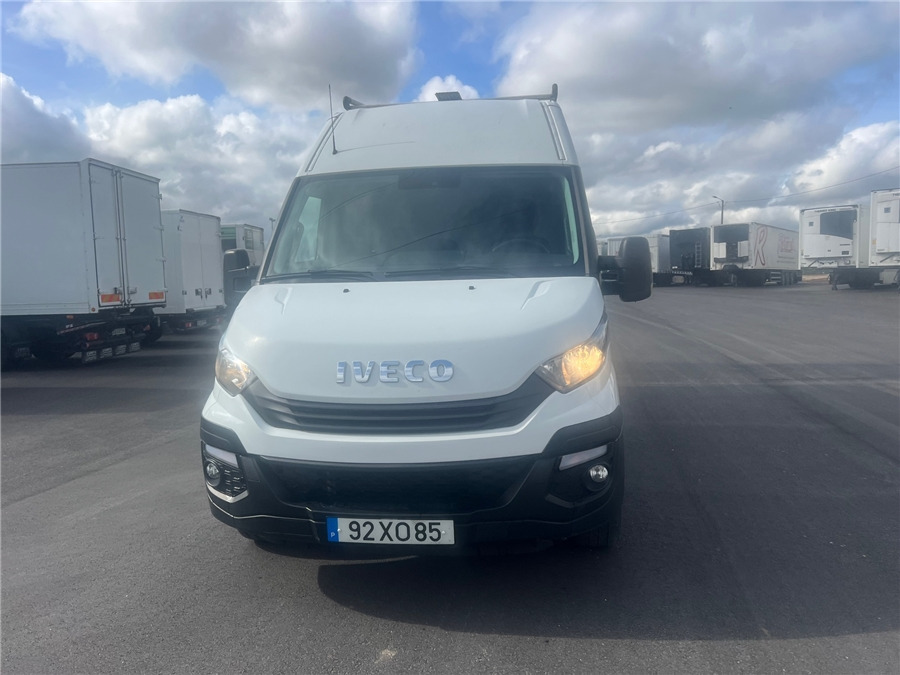 Iveco 35S16 - فان: صور 2 Iveco 35S16 - فان: صور 2
