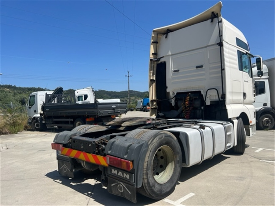 MAN TGA18.460 - شاحنة جرار: صور 3 MAN TGA18.460 - شاحنة جرار: صور 3