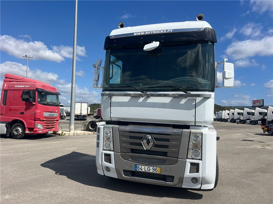 Renault AE 440 - شاحنة جرار: صور 2 Renault AE 440 - شاحنة جرار: صور 2