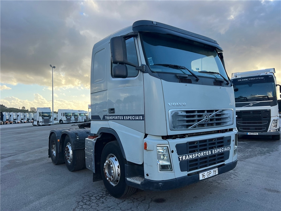 Volvo FH - شاحنة جرار: صور 1 Volvo FH - شاحنة جرار: صور 1