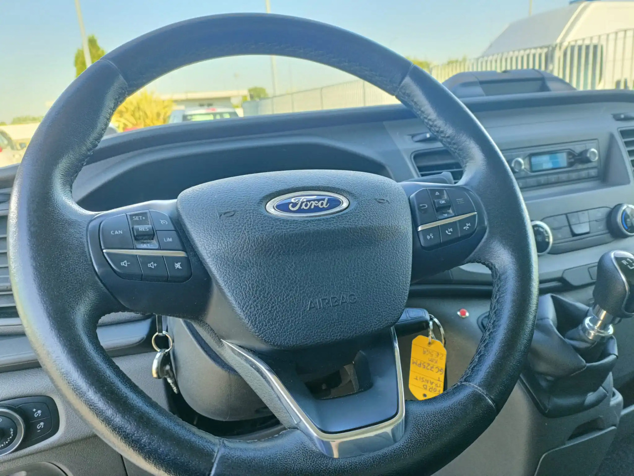 FORD TRANSIT FURGONE STANDARD إيجار FORD TRANSIT FURGONE STANDARD: صور 11 FORD TRANSIT FURGONE STANDARD إيجار FORD TRANSIT FURGONE STANDARD: صور 11