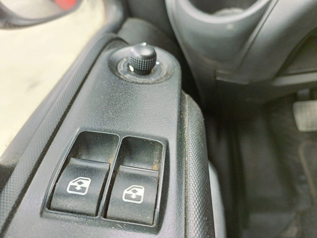 قلاب صغير IVECO DAILY 35C12 RIBALTABILE: صور 6 قلاب صغير IVECO DAILY 35C12 RIBALTABILE: صور 6