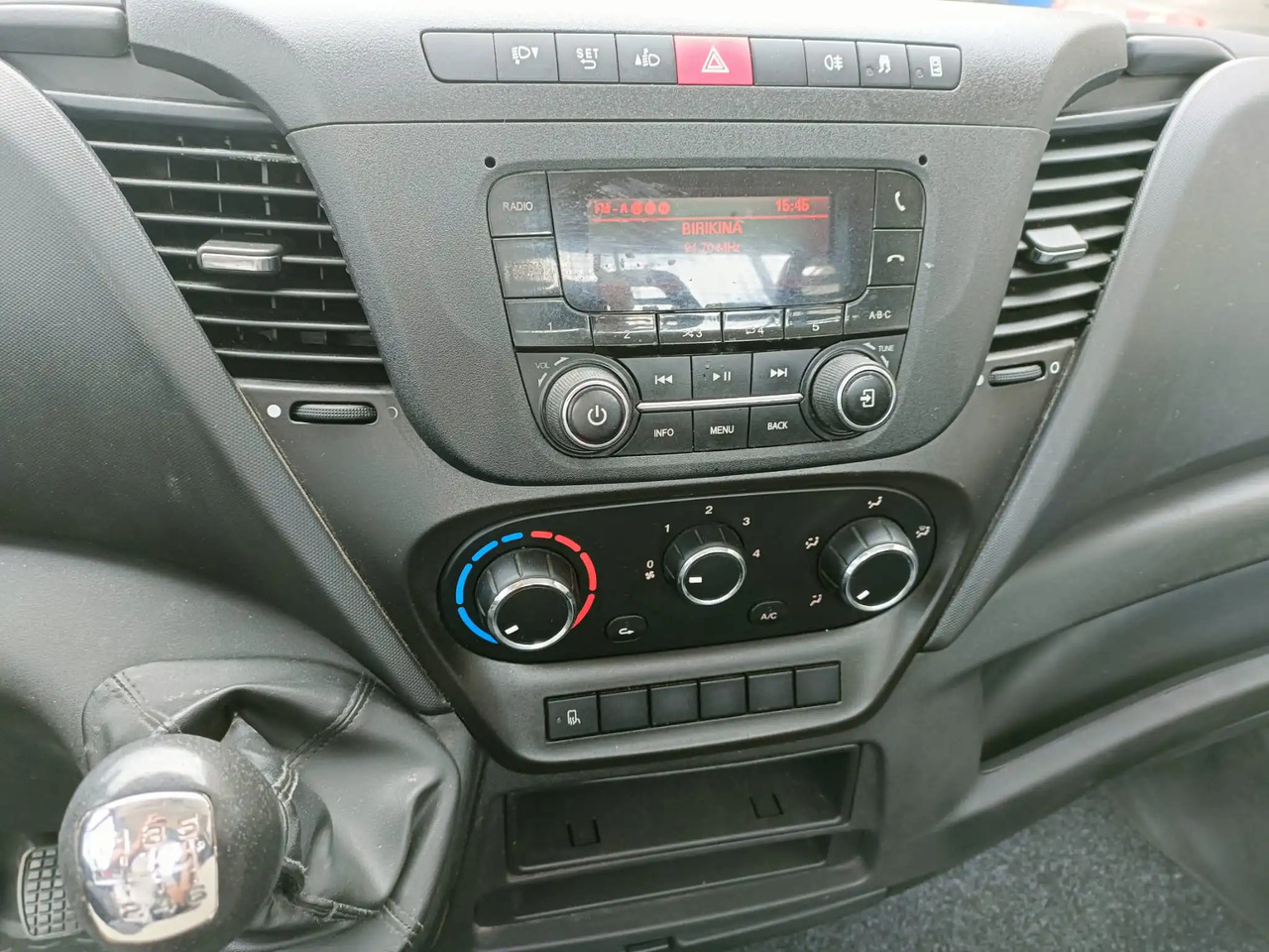 قلاب صغير IVECO DAILY 35C12 RIBALTABILE: صور 9 قلاب صغير IVECO DAILY 35C12 RIBALTABILE: صور 9