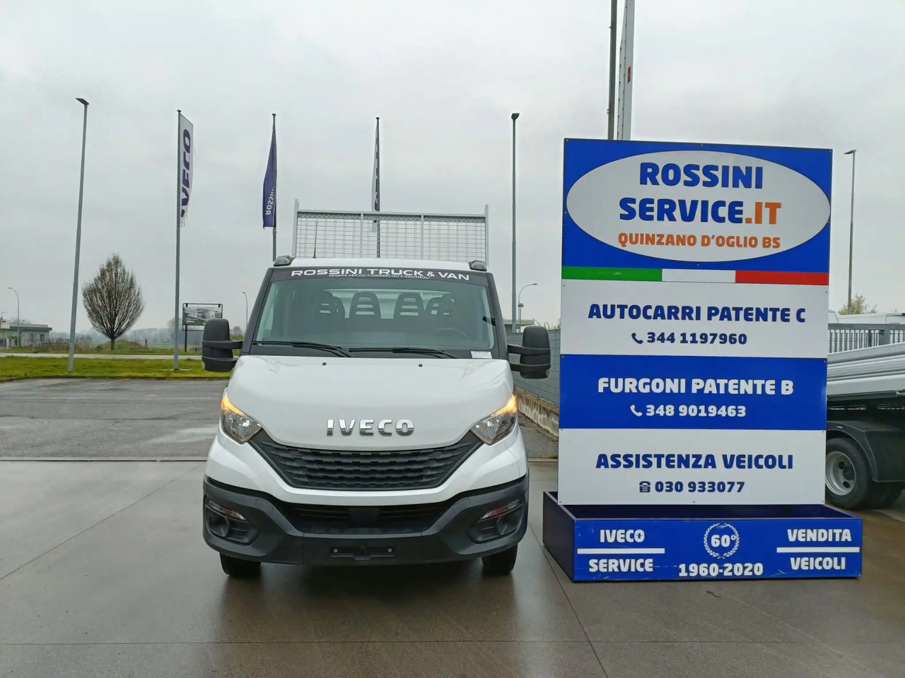 IVECO DAILY 35C14 DOPPIA CABINA RIBALTABILE 2.3 - قلاب صغير: صور 5 IVECO DAILY 35C14 DOPPIA CABINA RIBALTABILE 2.3 - قلاب صغير: صور 5