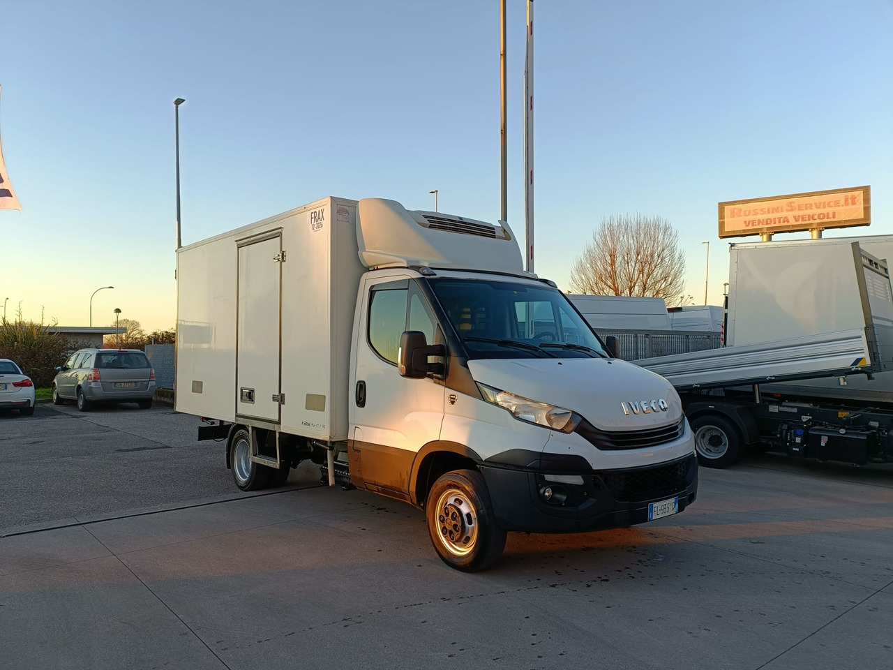 IVECO DAILY 35C18 FRIGO FRCX 3.0 - الشاحنات الصغيرة المبردة: صور 1 IVECO DAILY 35C18 FRIGO FRCX 3.0 - الشاحنات الصغيرة المبردة: صور 1