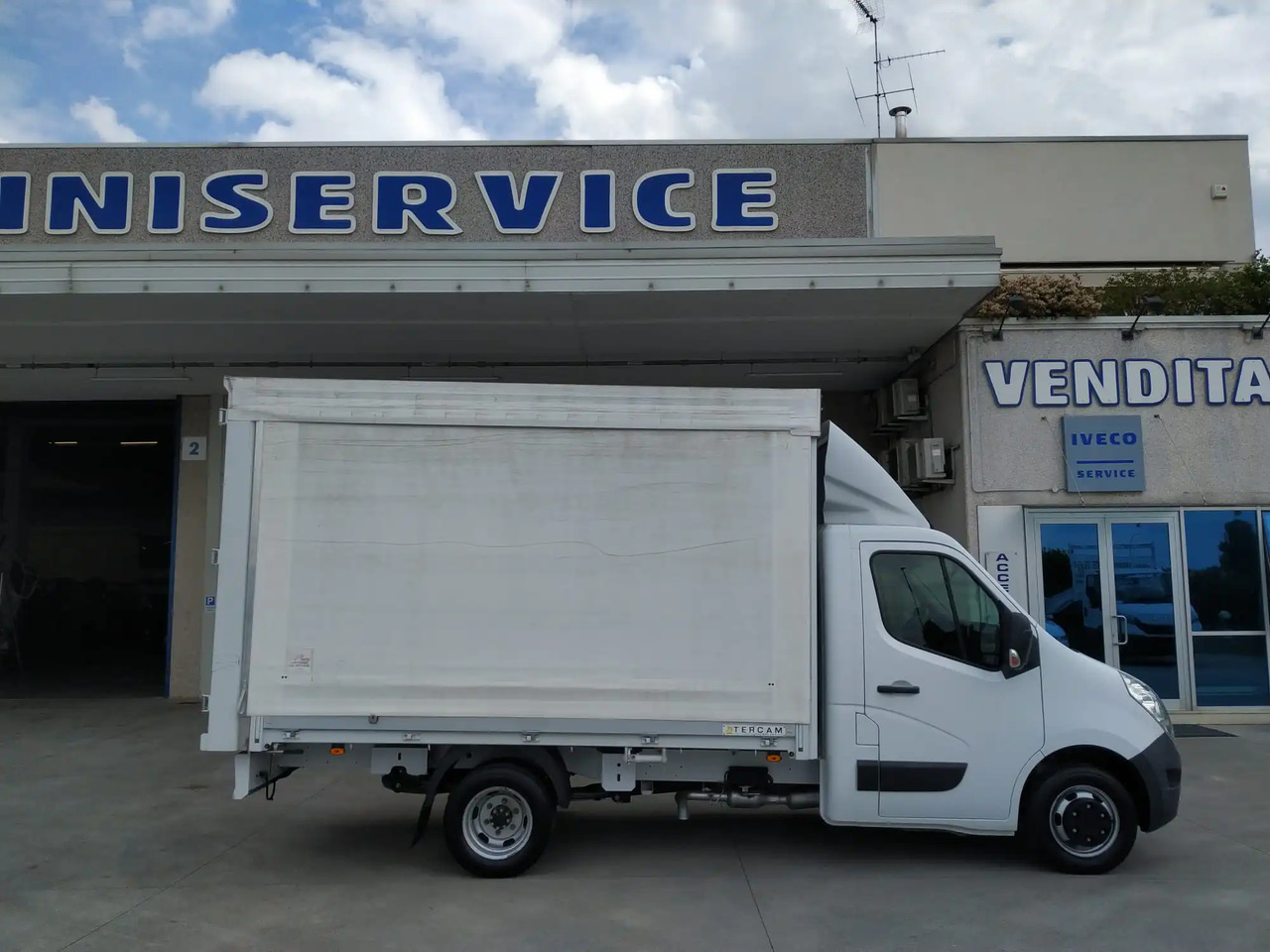 RENAULT MASTER L3XL T35 - الشاحنات الصغيرة ستائر: صور 3 RENAULT MASTER L3XL T35 - الشاحنات الصغيرة ستائر: صور 3