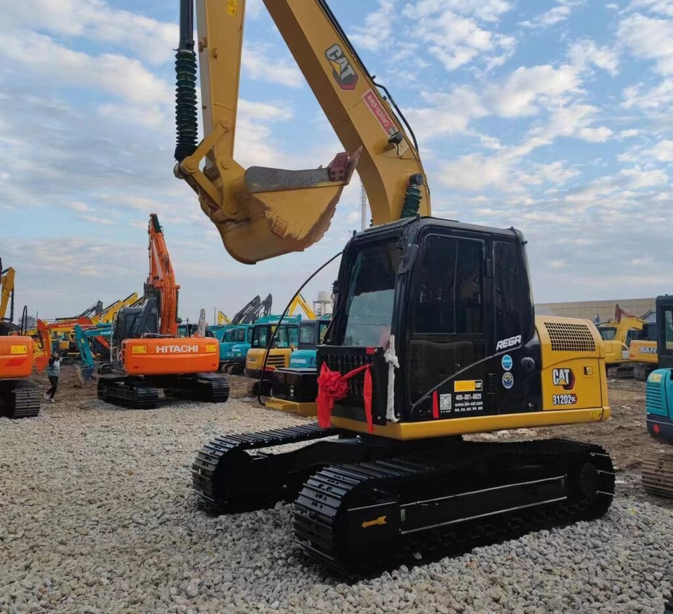 Caterpillar 312D - حفارات زحافة: صور 1 Caterpillar 312D - حفارات زحافة: صور 1