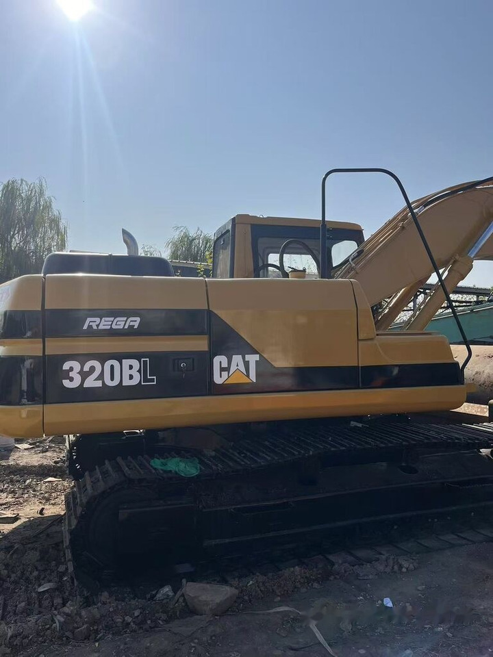 Caterpillar 320BL - حفارات زحافة: صور 5 Caterpillar 320BL - حفارات زحافة: صور 5