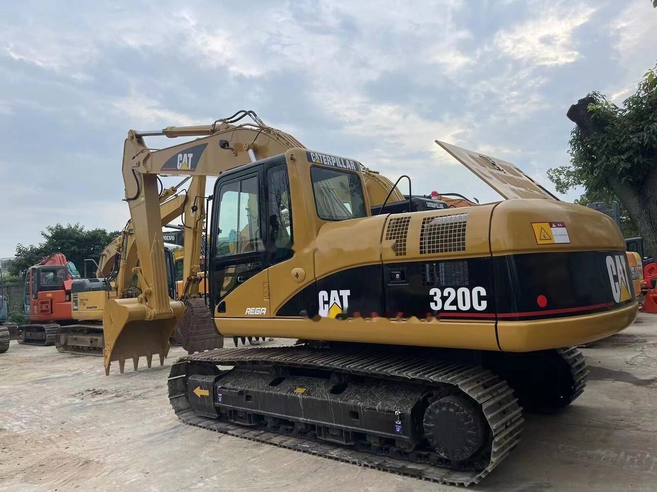 Caterpillar 320C - حفارات زحافة: صور 4 Caterpillar 320C - حفارات زحافة: صور 4