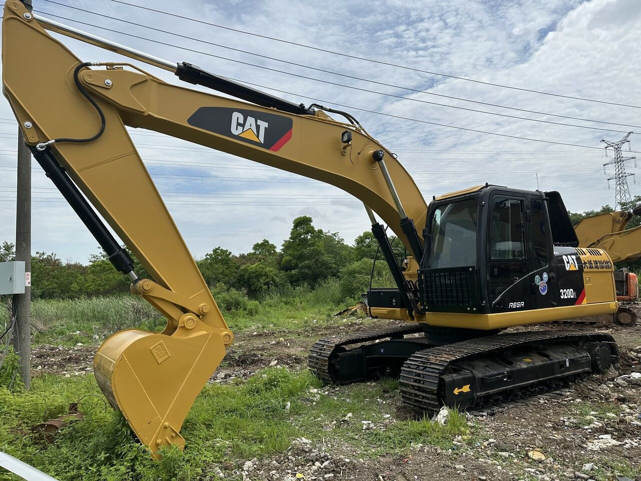Caterpillar 320D2 - حفارات زحافة: صور 5 Caterpillar 320D2 - حفارات زحافة: صور 5