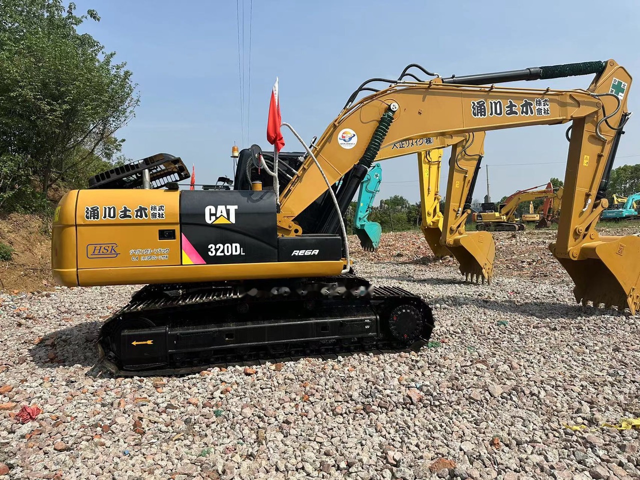 Caterpillar 320D2 - حفارات زحافة: صور 2 Caterpillar 320D2 - حفارات زحافة: صور 2