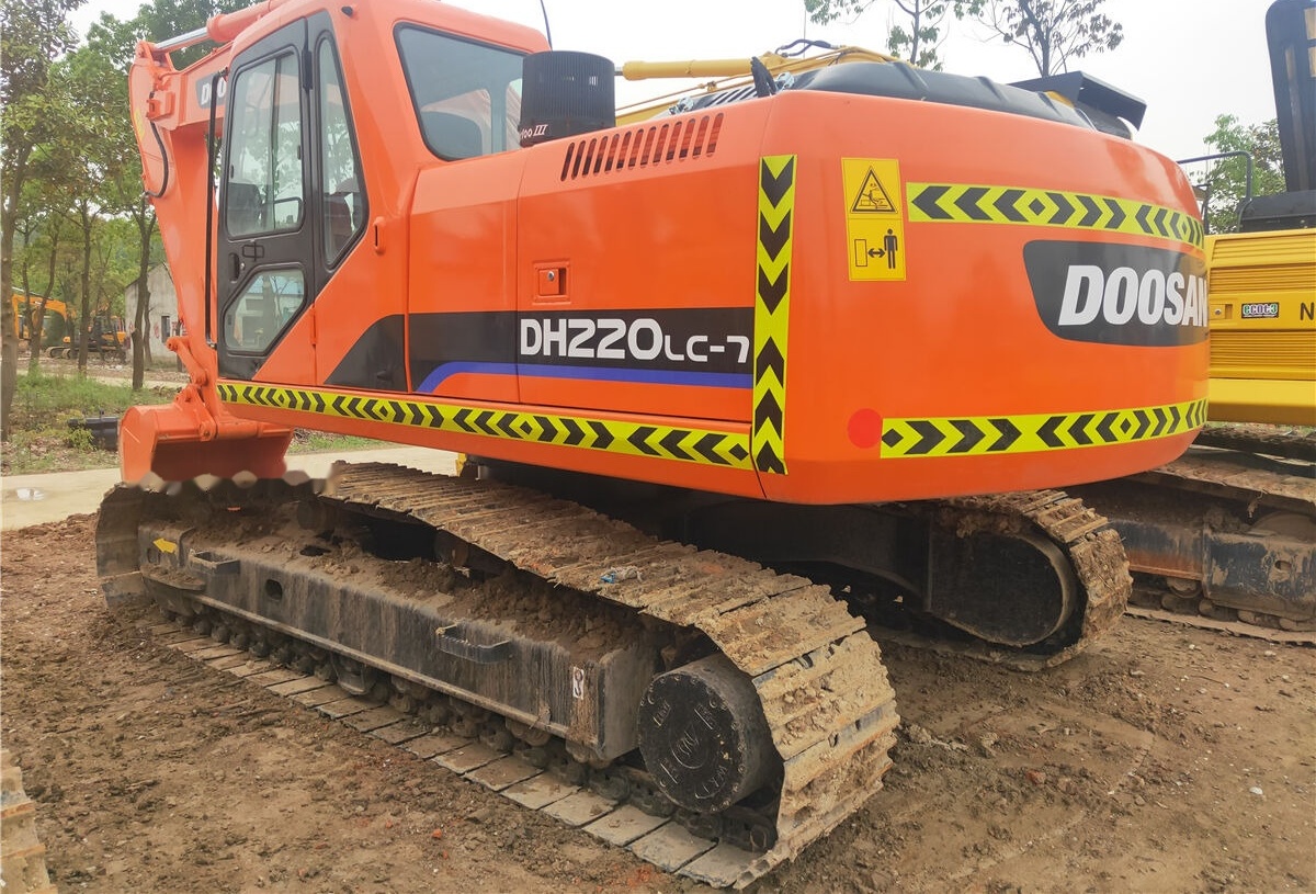 Doosan DH220LC-7 - حفارات زحافة: صور 5 Doosan DH220LC-7 - حفارات زحافة: صور 5