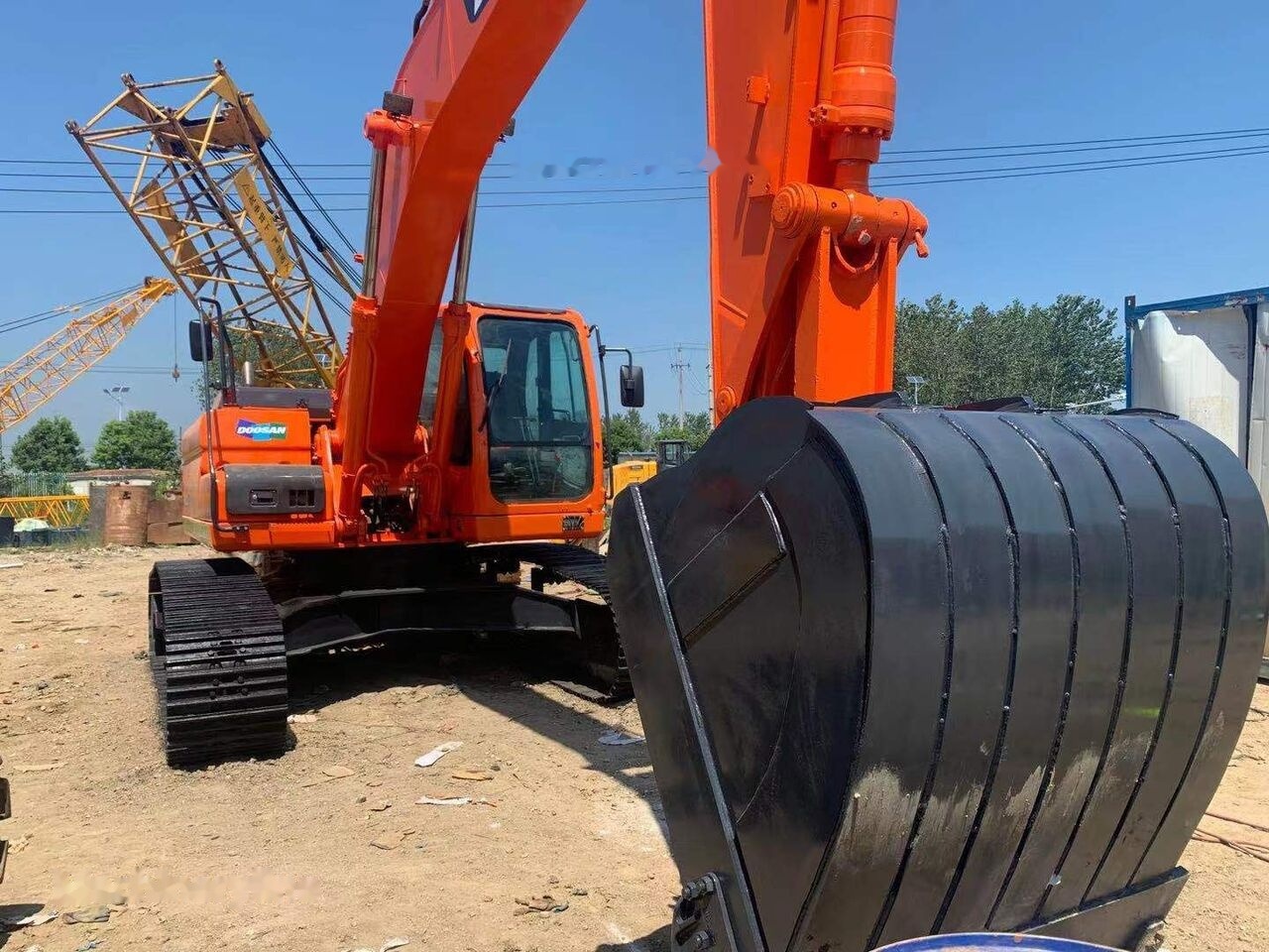 Doosan DX300 - حفارات زحافة: صور 2 Doosan DX300 - حفارات زحافة: صور 2